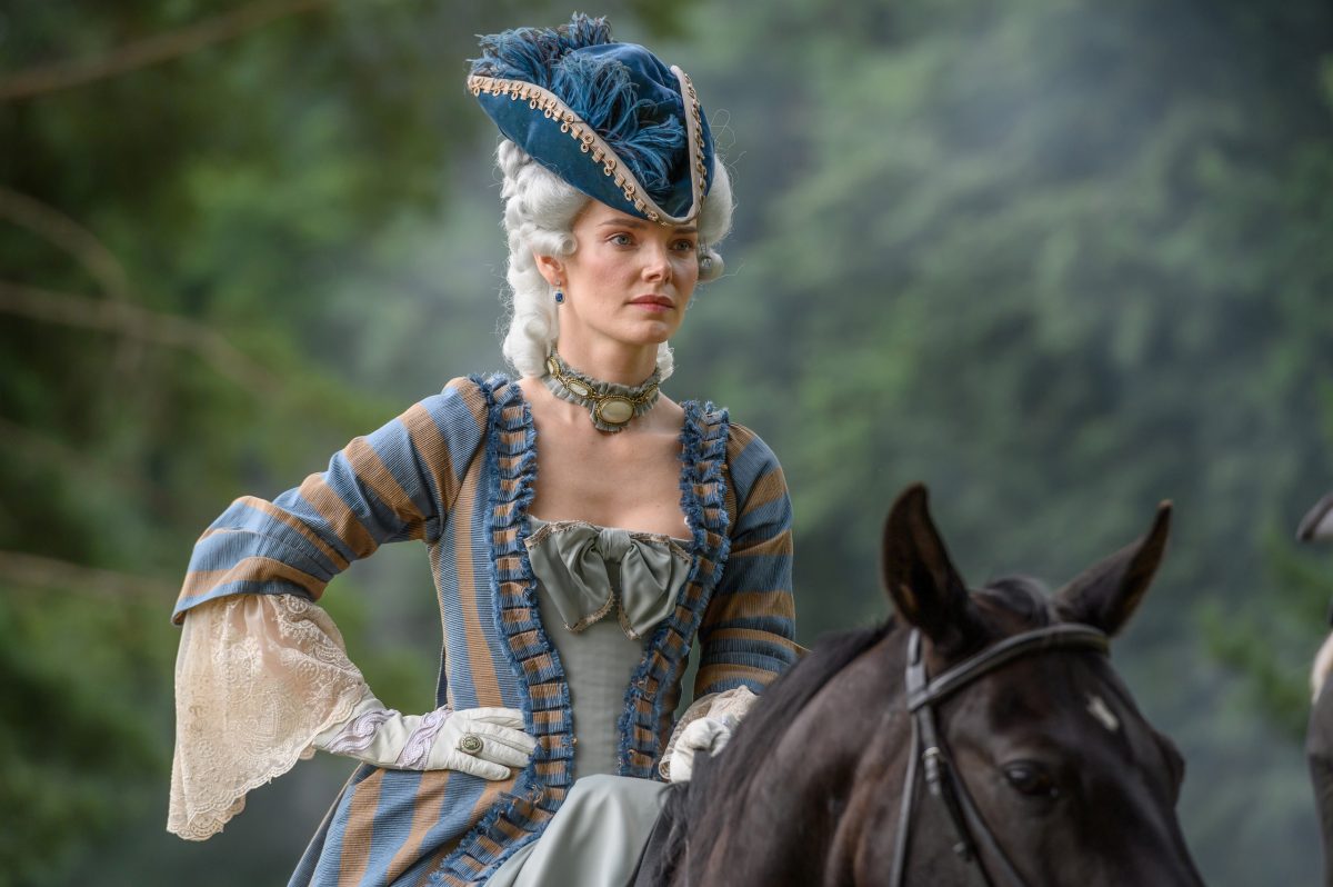 Елизавета Боярская для роли Екатерины II падала с лошади и носила 15-килограммовые платья